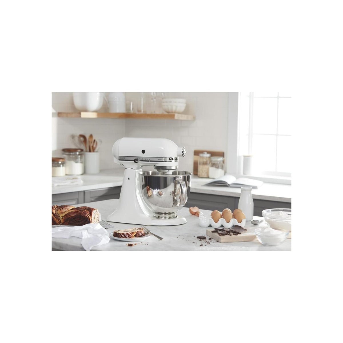 White — KitchenAid Artisan Series 5 Quart Tilt-Head Stand Mixer